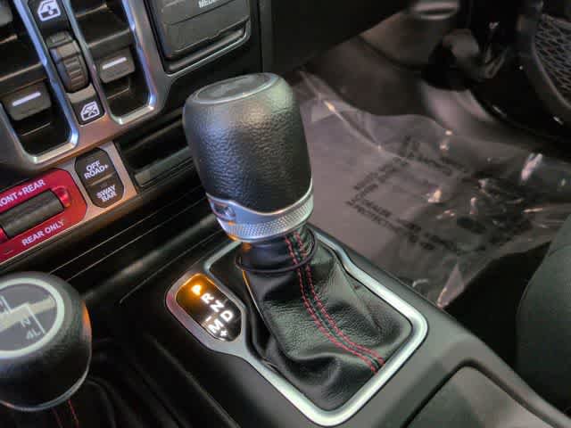 Used 2023 Jeep Wrangler Unlimited Rubicon w/ LED Lighting Group image 33