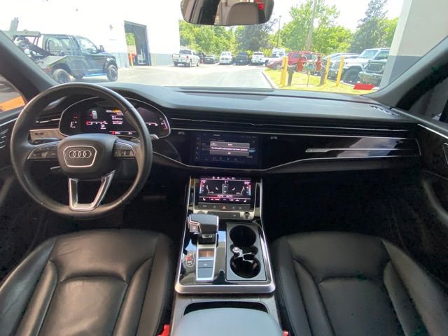 Used 2021 Audi Q7 2.0T Premium w/ Convenience Package AWD/4WD image 17