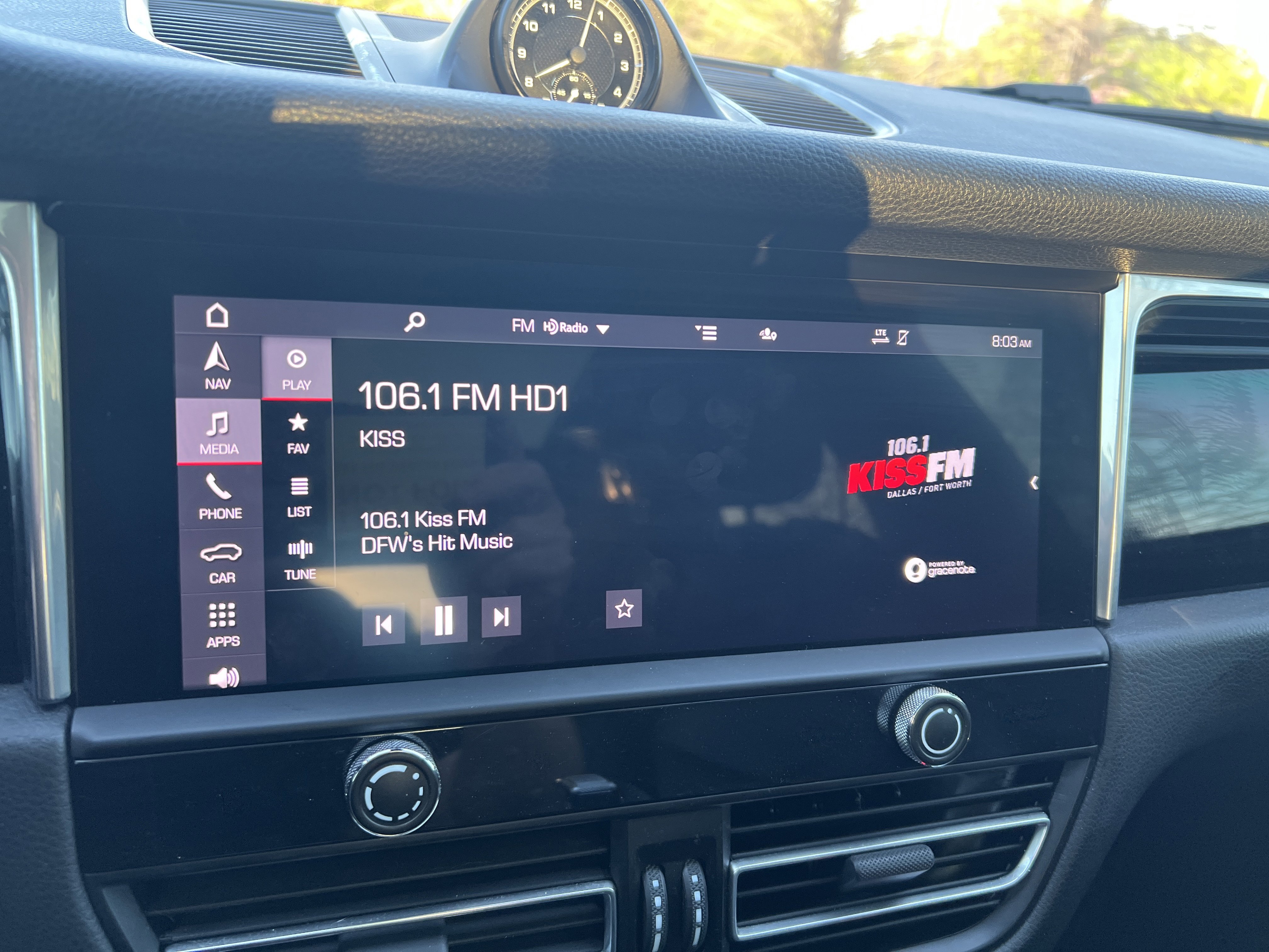 Used 2024 Porsche Macan image 21