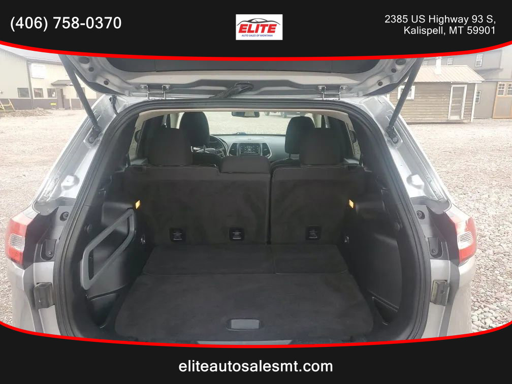 Used 2015 Jeep Cherokee Latitude image 9