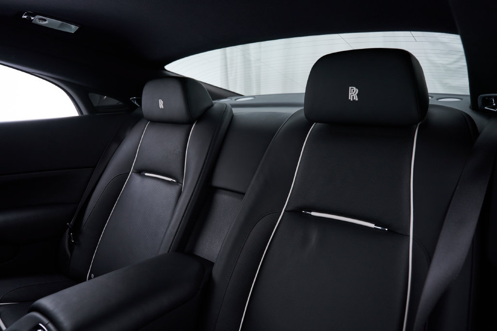 Used 2015 Rolls-Royce Wraith RWD image 49