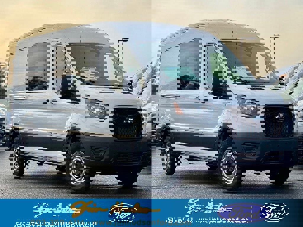 New 2024 Ford Transit 250 148 Medium Roof w/ Load Area Protection Package