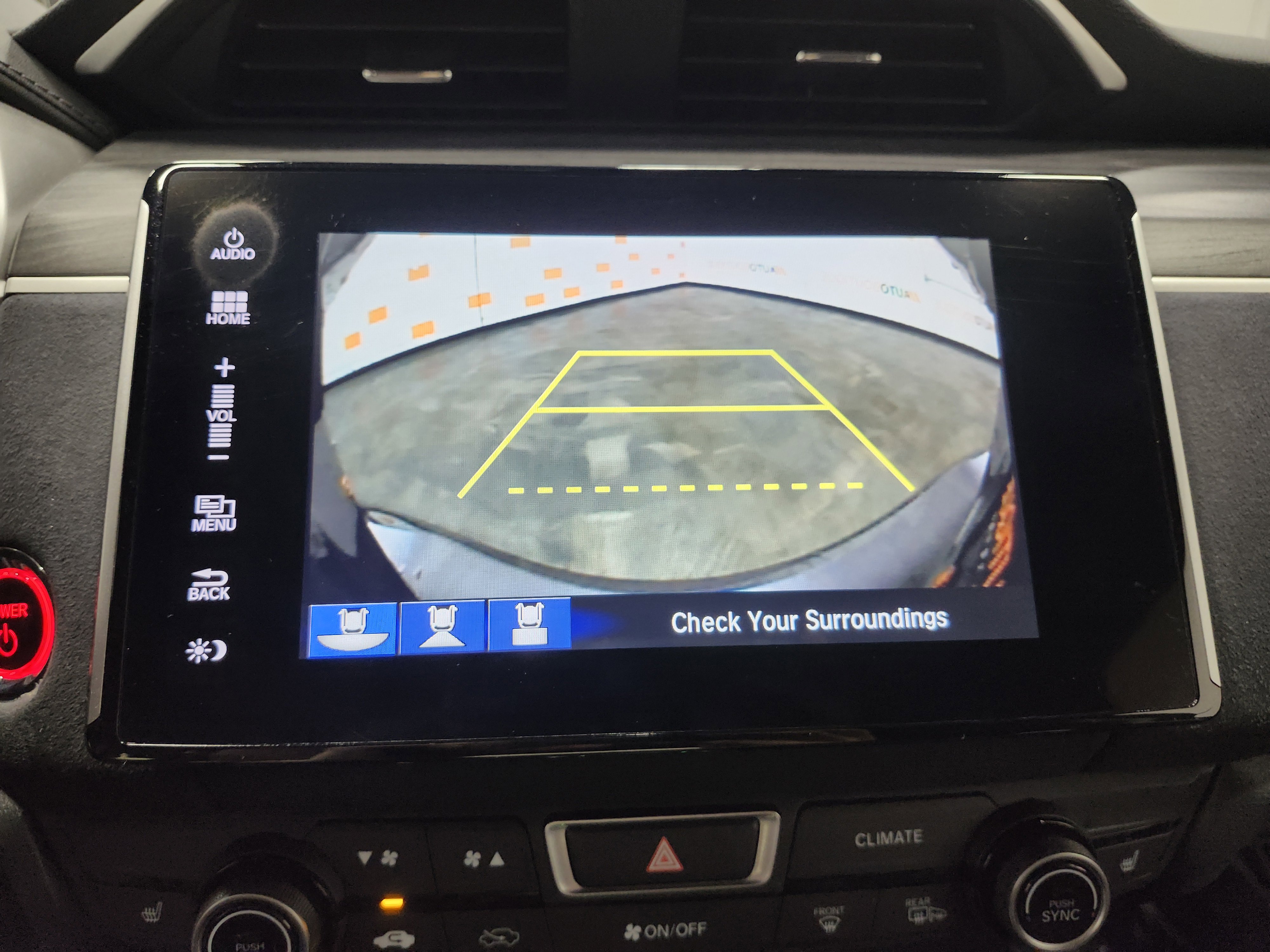 Used 2020 Honda Clarity Touring image 2