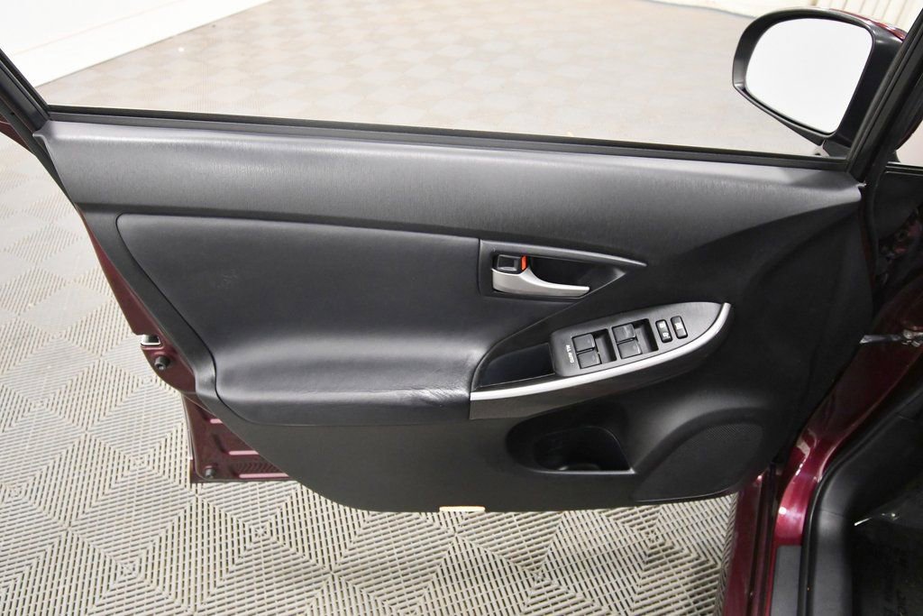 Used 2013 Toyota Prius Persona Series image 11