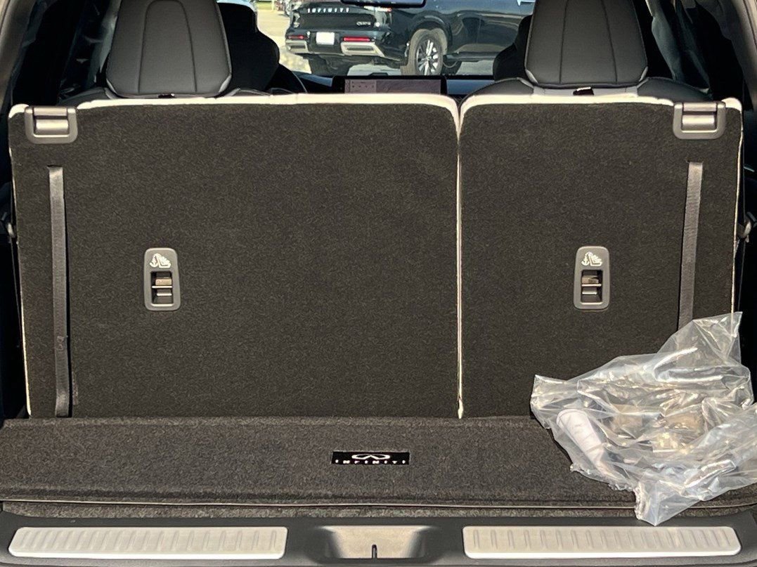 New 2026 INFINITI QX60 Autograph image 30