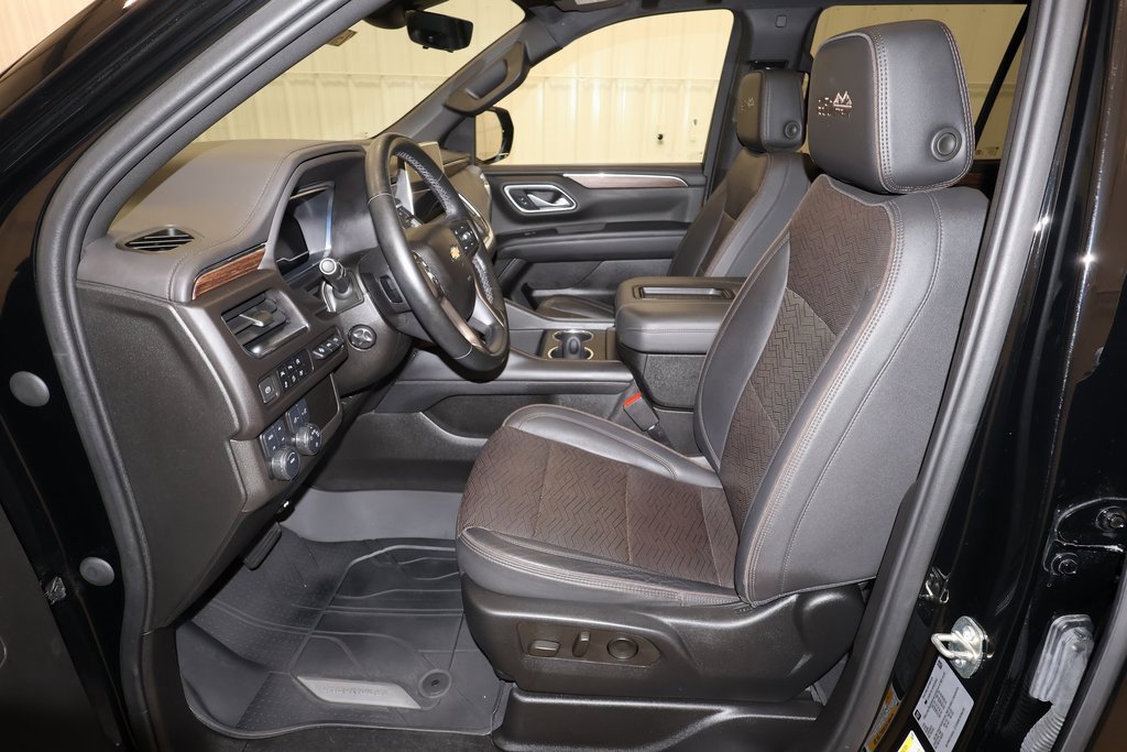 Used 2023 Chevrolet Tahoe High Country image 13