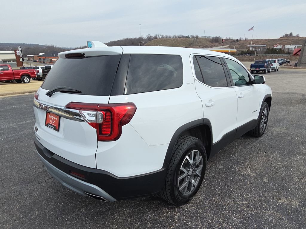 Used 2023 GMC Acadia SLE image 8