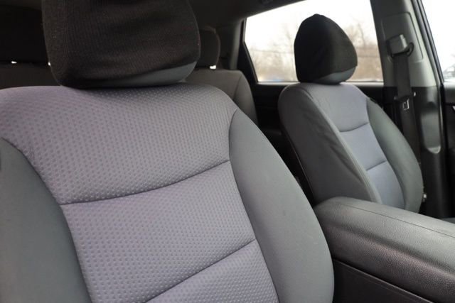 Used 2012 Kia Sorento LX w/ Third Row Pkg image 32
