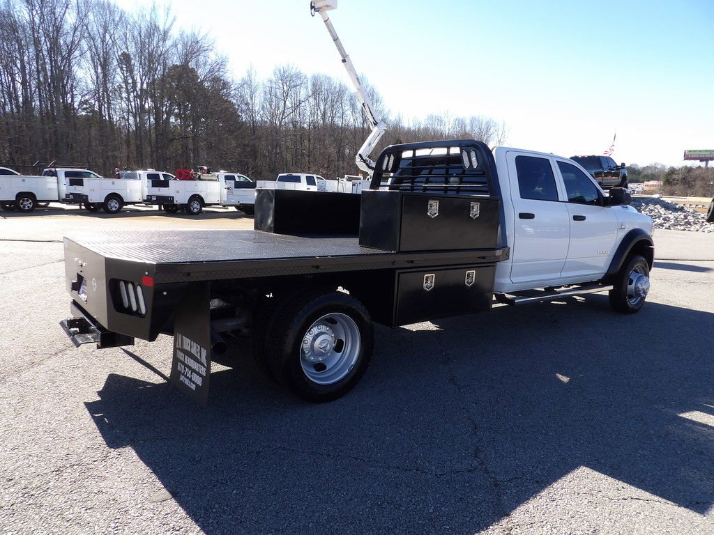 Used 2021 RAM 4500 Tradesman w/ Chrome Appearance Group image 8