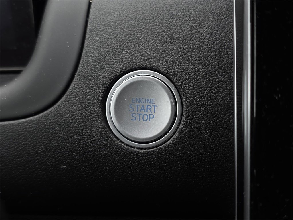 Used 2024 Hyundai Tucson Limited image 25