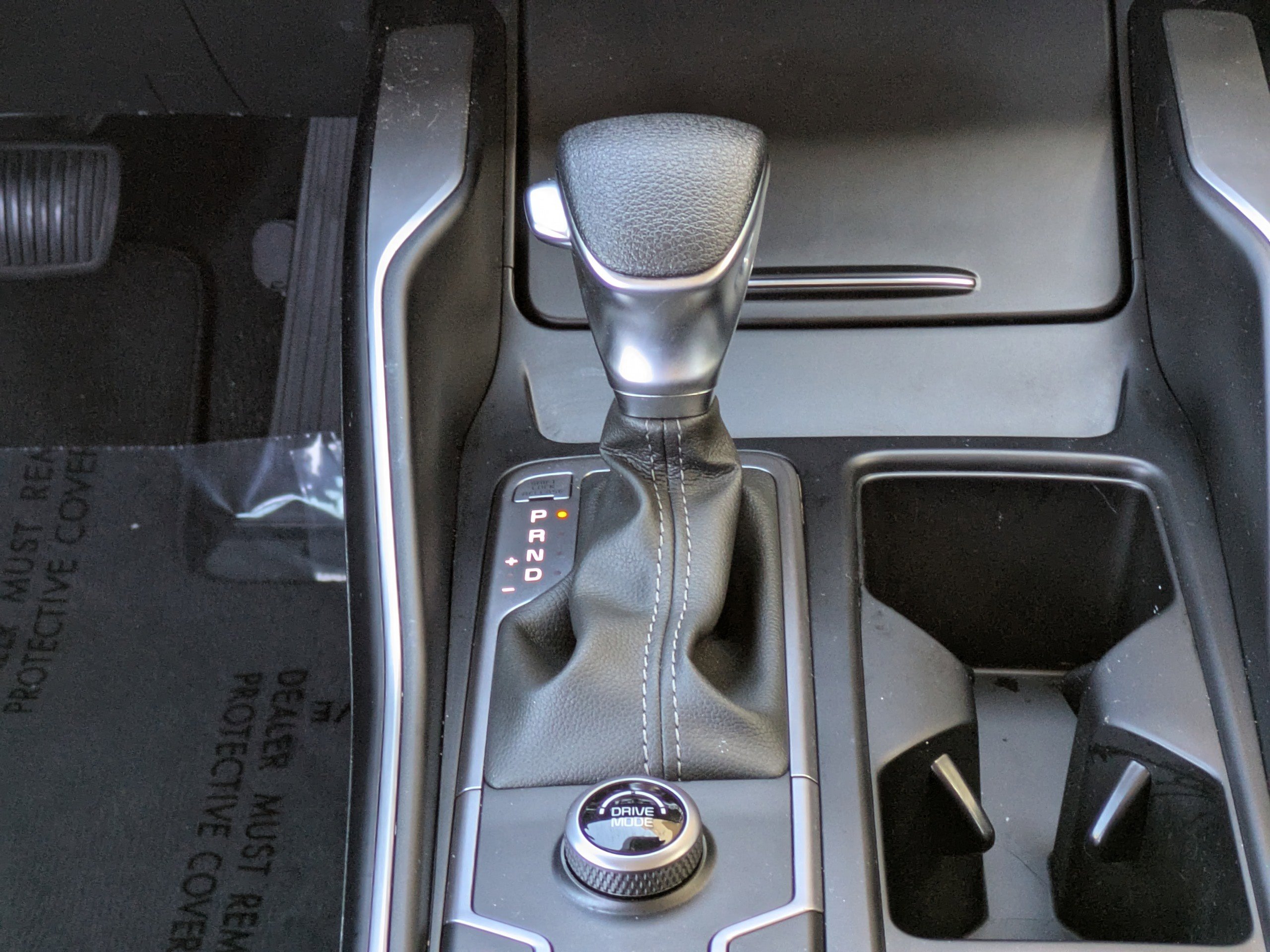 Used 2023 Kia Sorento LX image 15