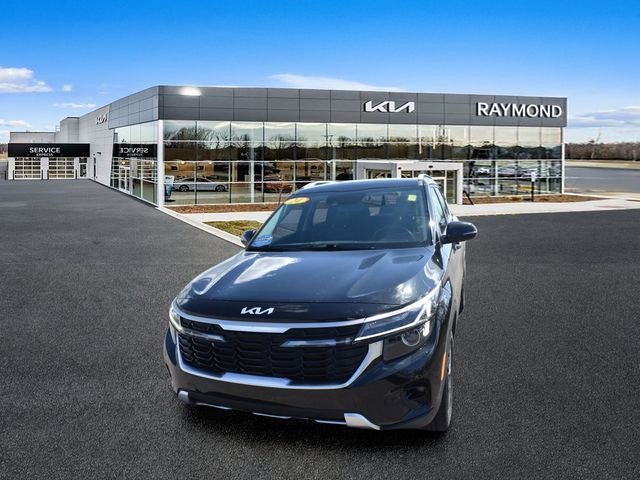 Used 2024 Kia Seltos S AWD/4WD image 8