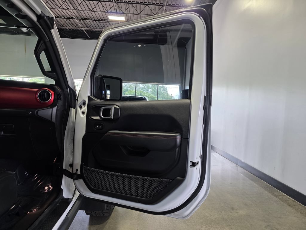 Used 2023 Jeep Gladiator Rubicon w/ LED Lighting Group AWD/4WD image 19