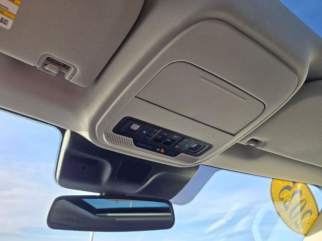 Certified 2025 Ford Expedition Max Platinum image 13