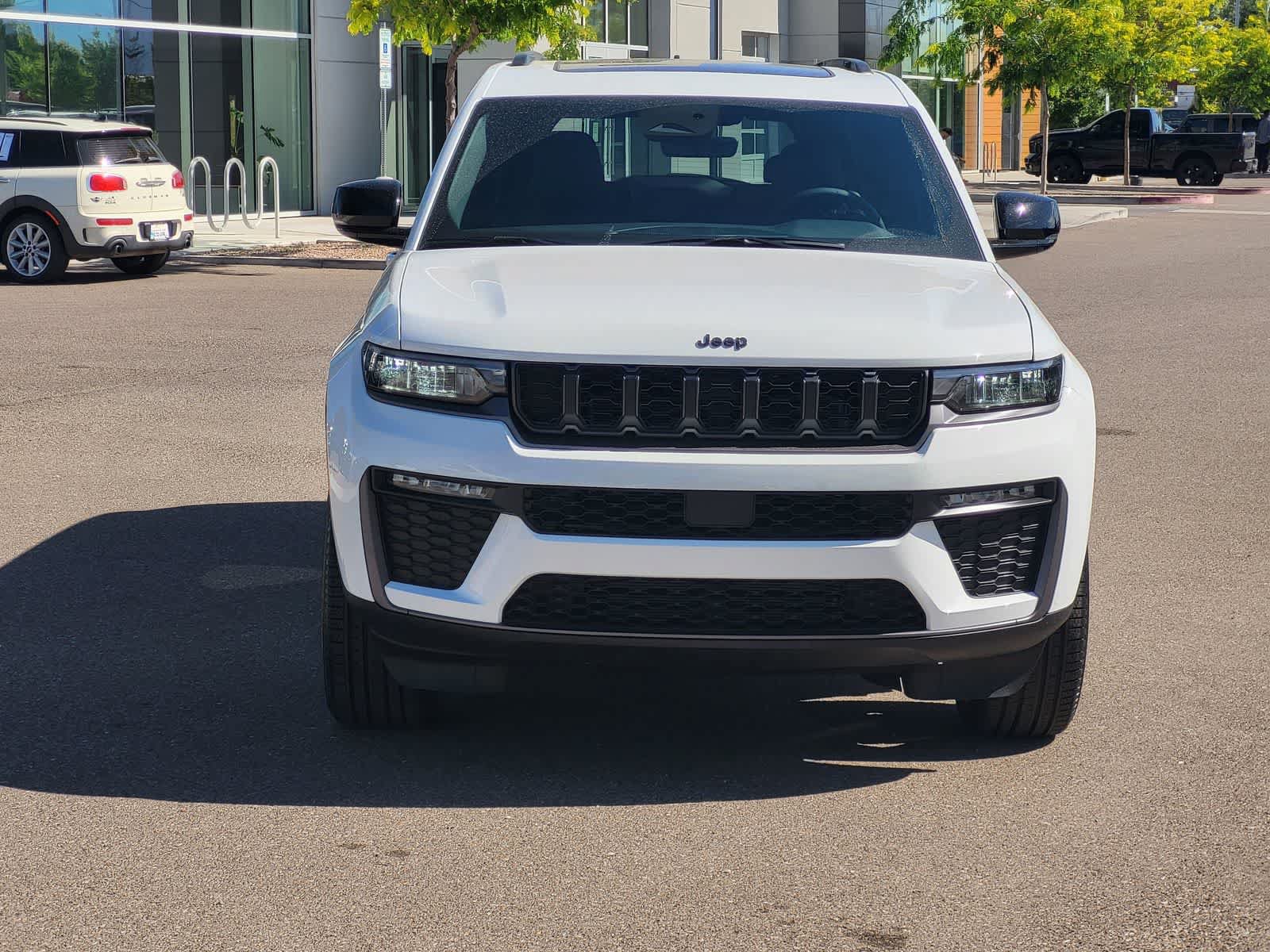New 2026 Jeep Grand Cherokee L Limited AWD/4WD image 2