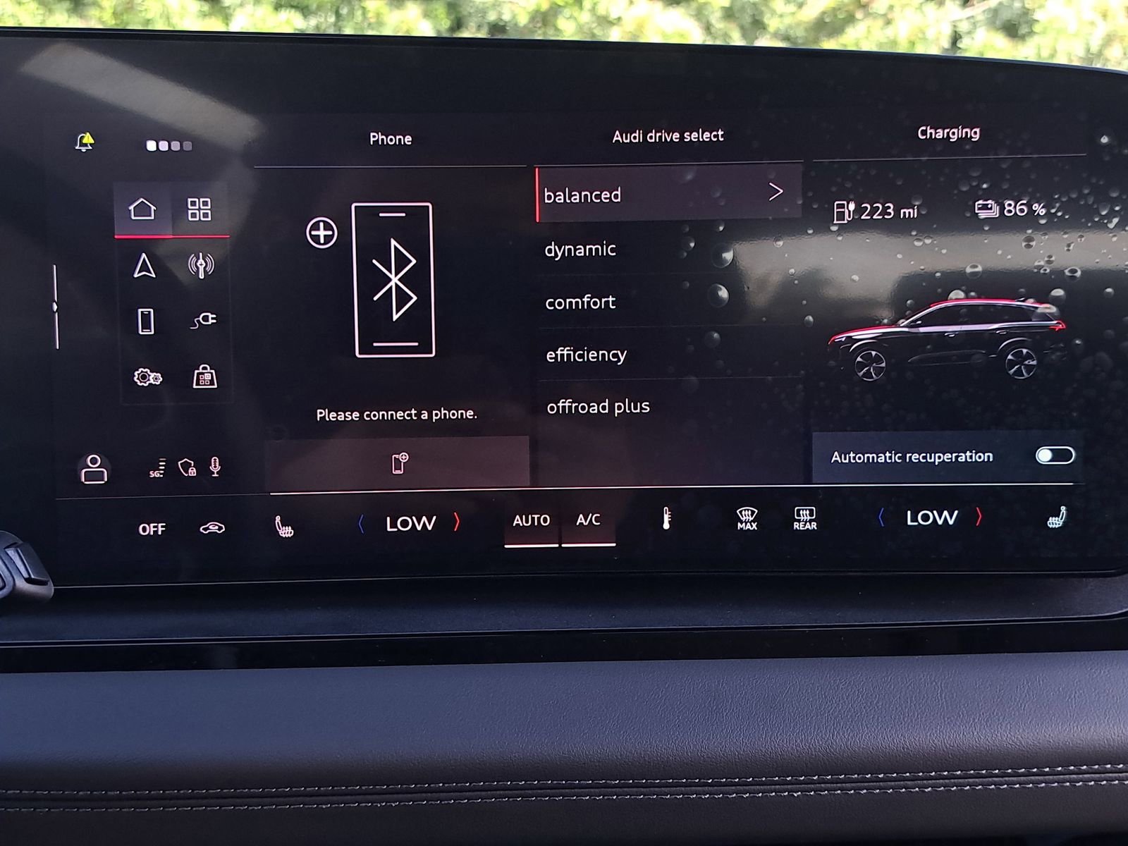 New 2025 Audi Q6 e-tron Premium image 24