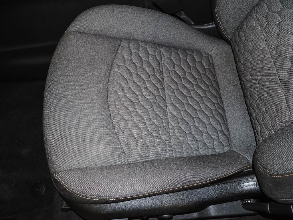 Used 2020 Chevrolet Equinox LT image 21