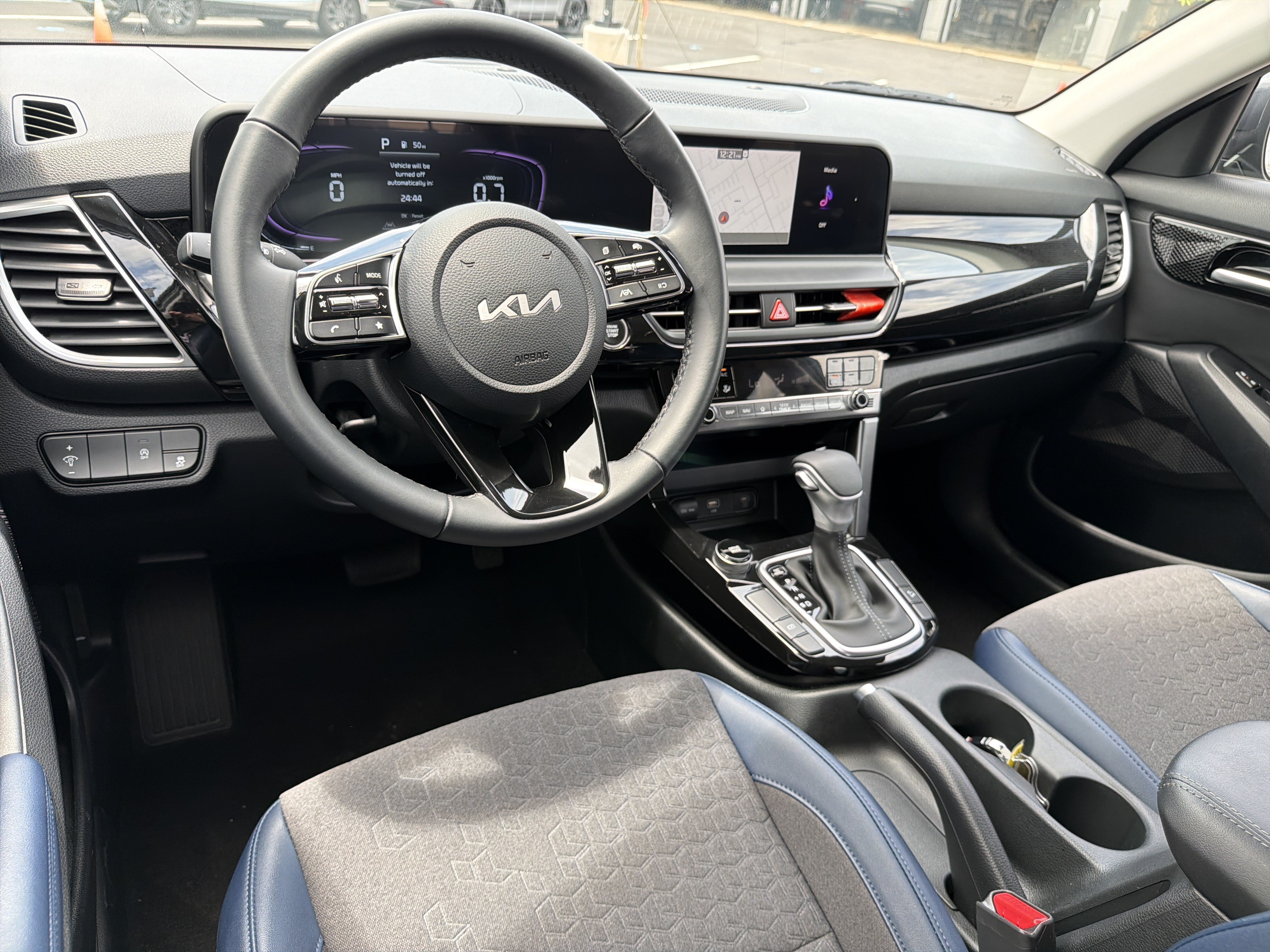 Certified 2025 Kia Seltos S FWD image 22