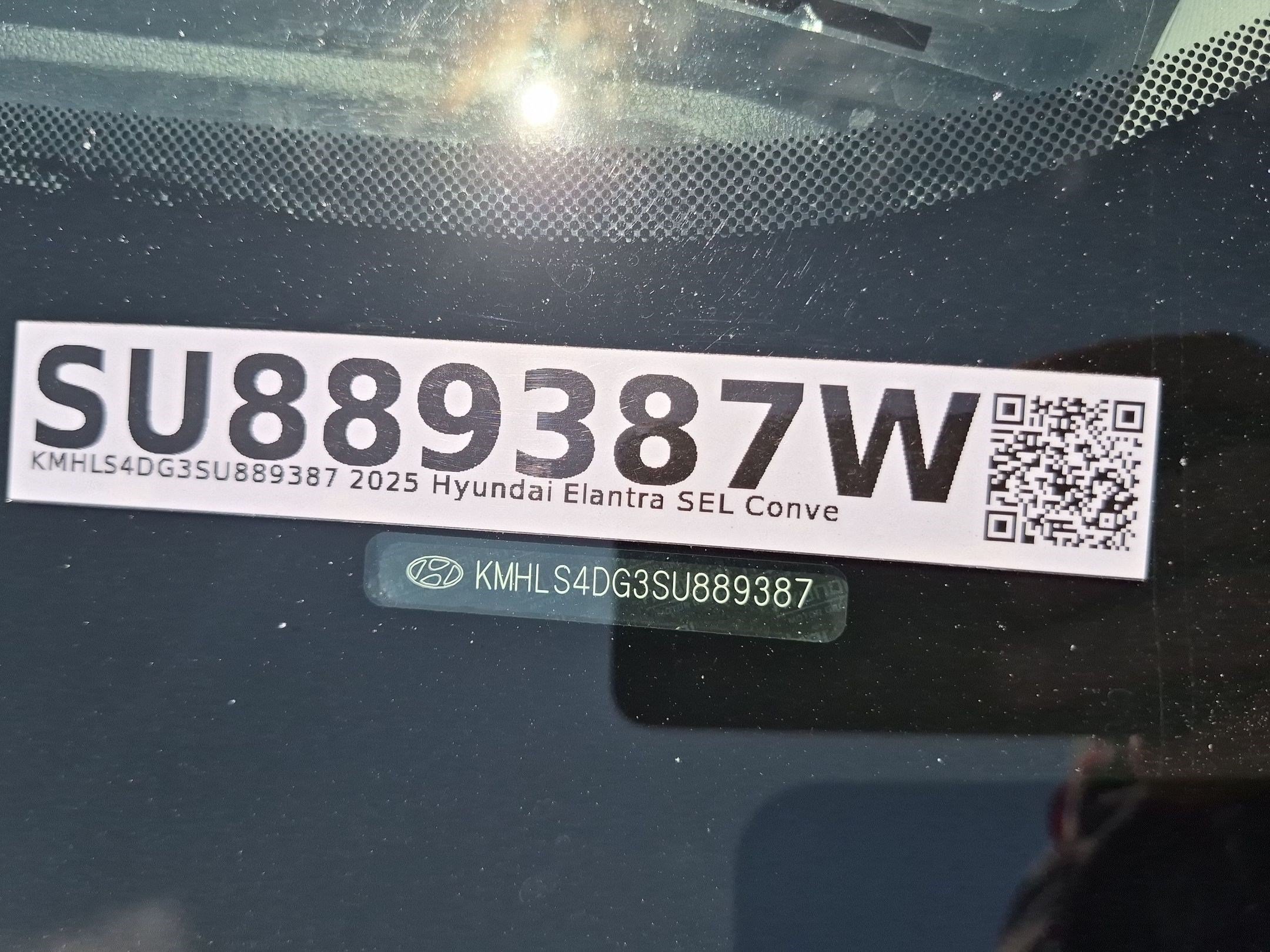 Certified 2025 Hyundai Elantra SEL FWD image 39