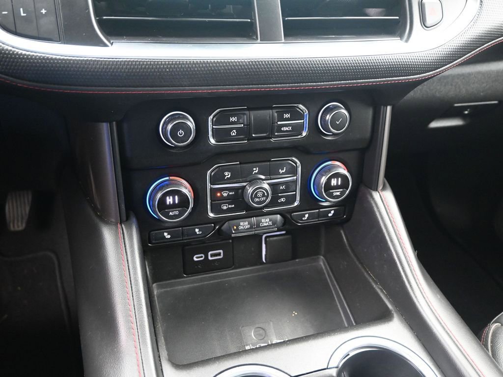 Used 2022 Chevrolet Tahoe RST w/ Luxury Package AWD/4WD image 19