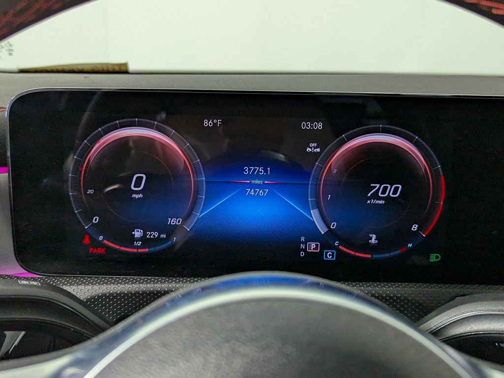 Used 2023 Mercedes-Benz CLA 250 4MATIC image 38