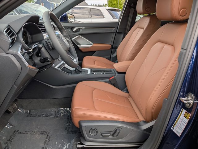 Certified 2025 Audi Q3 2.0T Premium w/ Convenience Package image 18
