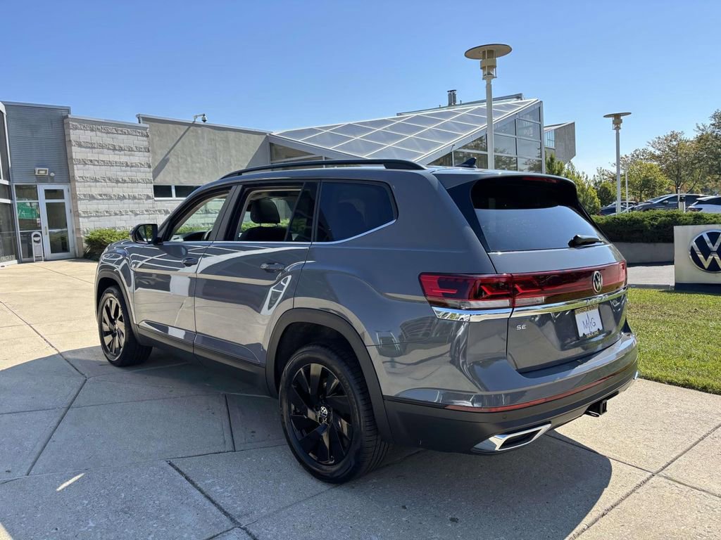 New 2026 Volkswagen Atlas SE image 5