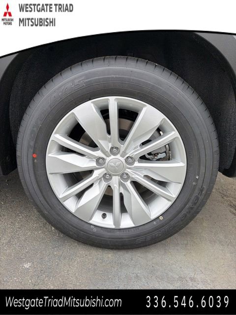 New 2026 Mitsubishi Outlander ES FWD image 7