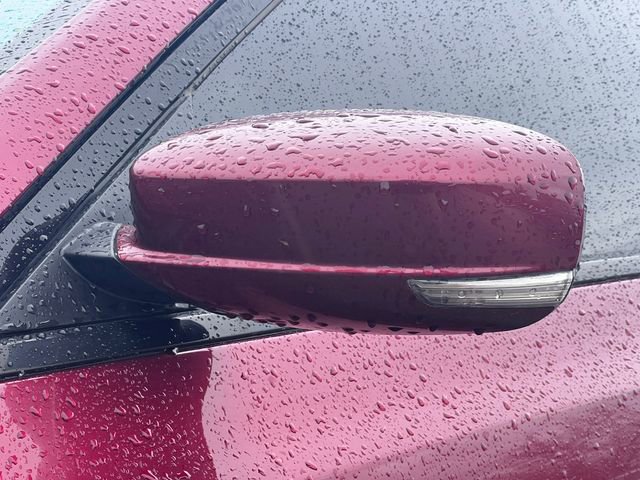 Used 2023 Chrysler 300 C image 41