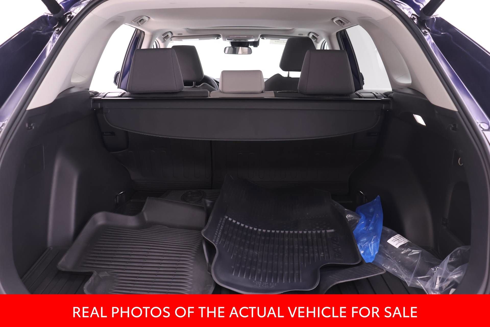 Certified 2023 Toyota RAV4 XLE w/ Convenience Package image 13