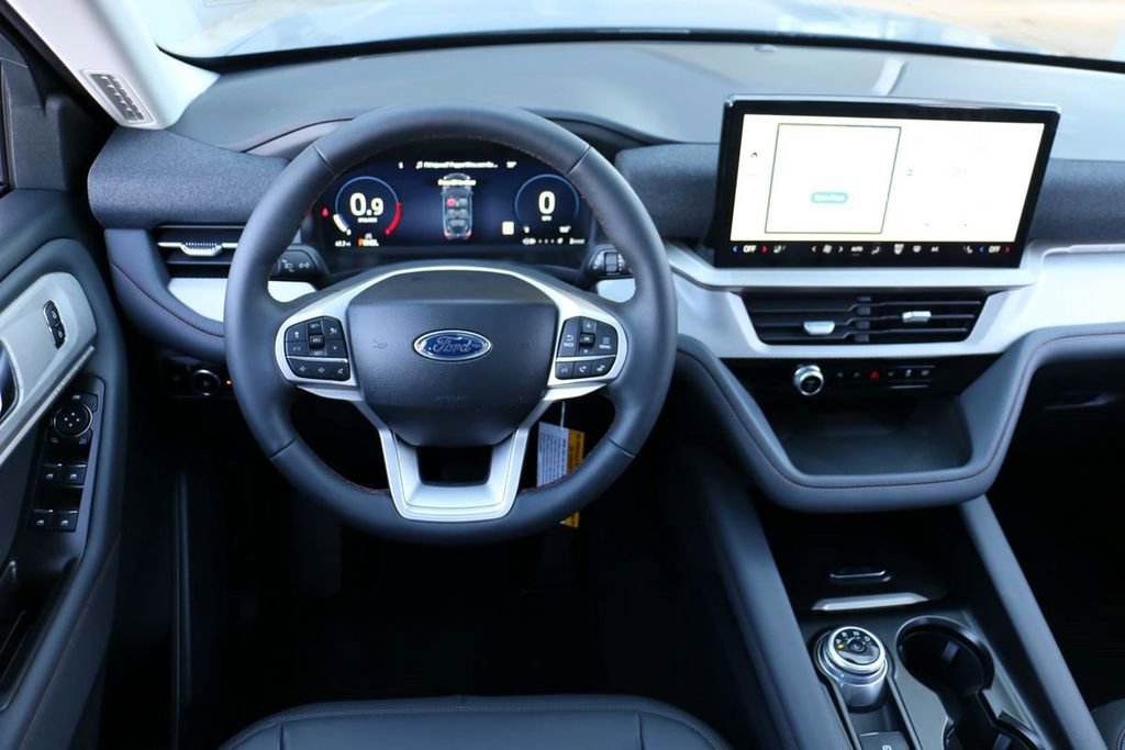 New 2026 Ford Explorer Active AWD/4WD image 21