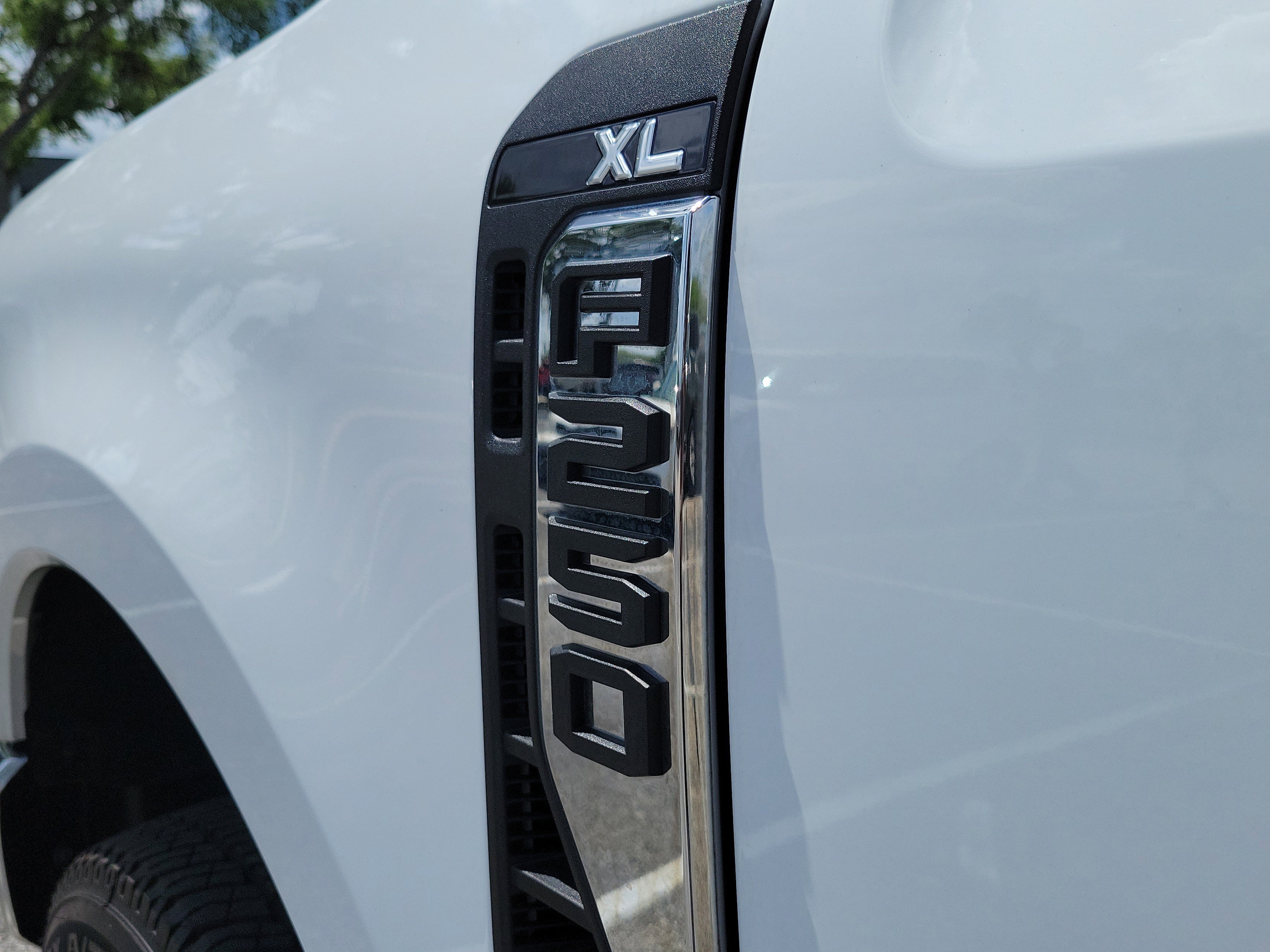 Certified 2024 Ford F250 XL w/ FX4 Off-Road Package image 10