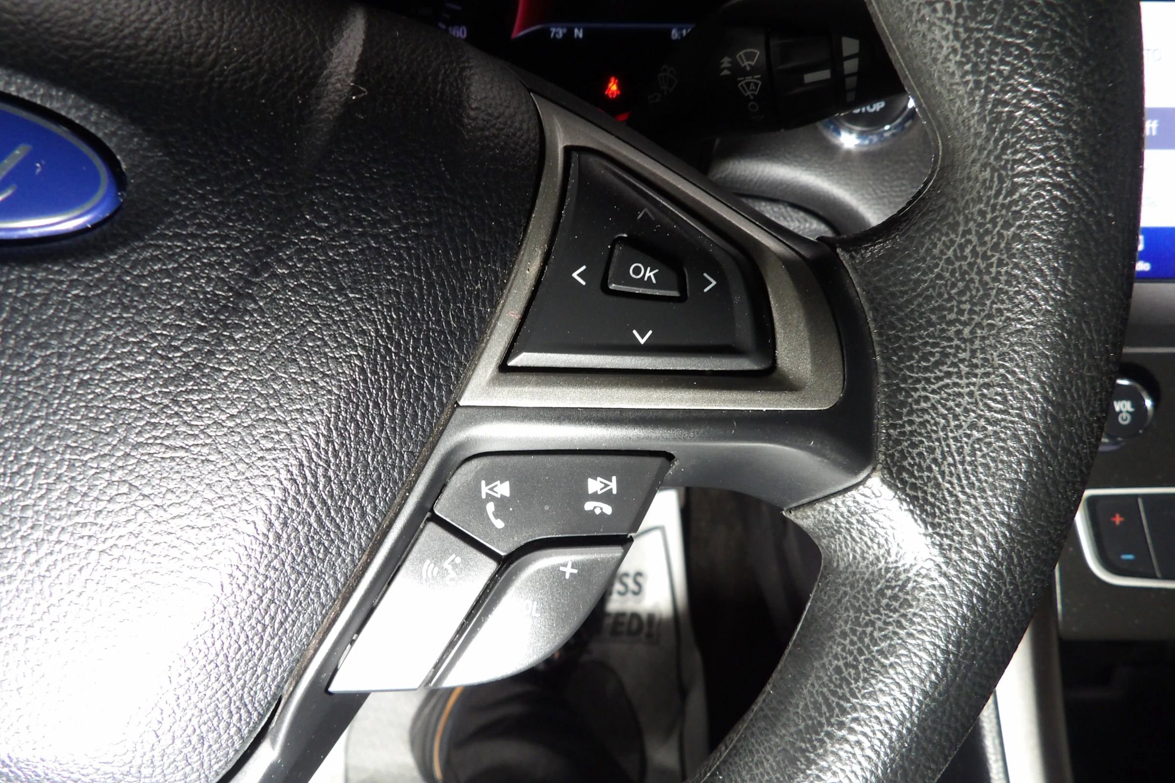 Used 2020 Ford Fusion SE image 15