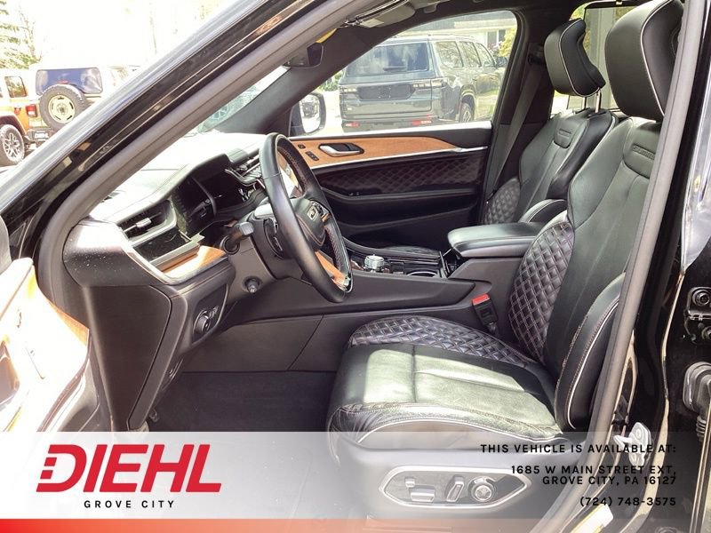 Used 2023 Jeep Grand Cherokee Summit AWD/4WD image 20
