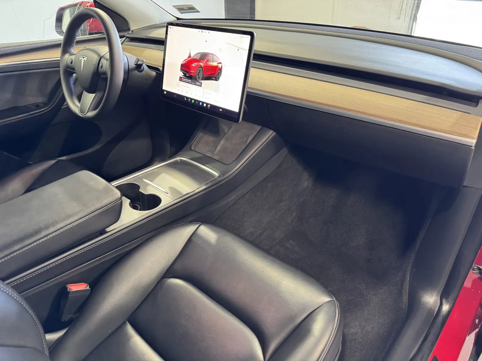 Used 2022 Tesla Model Y Performance image 5