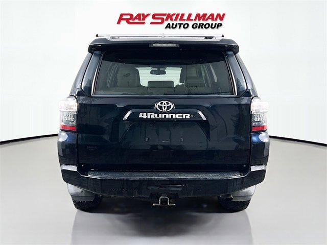 Used 2017 Toyota 4Runner SR5 image 6