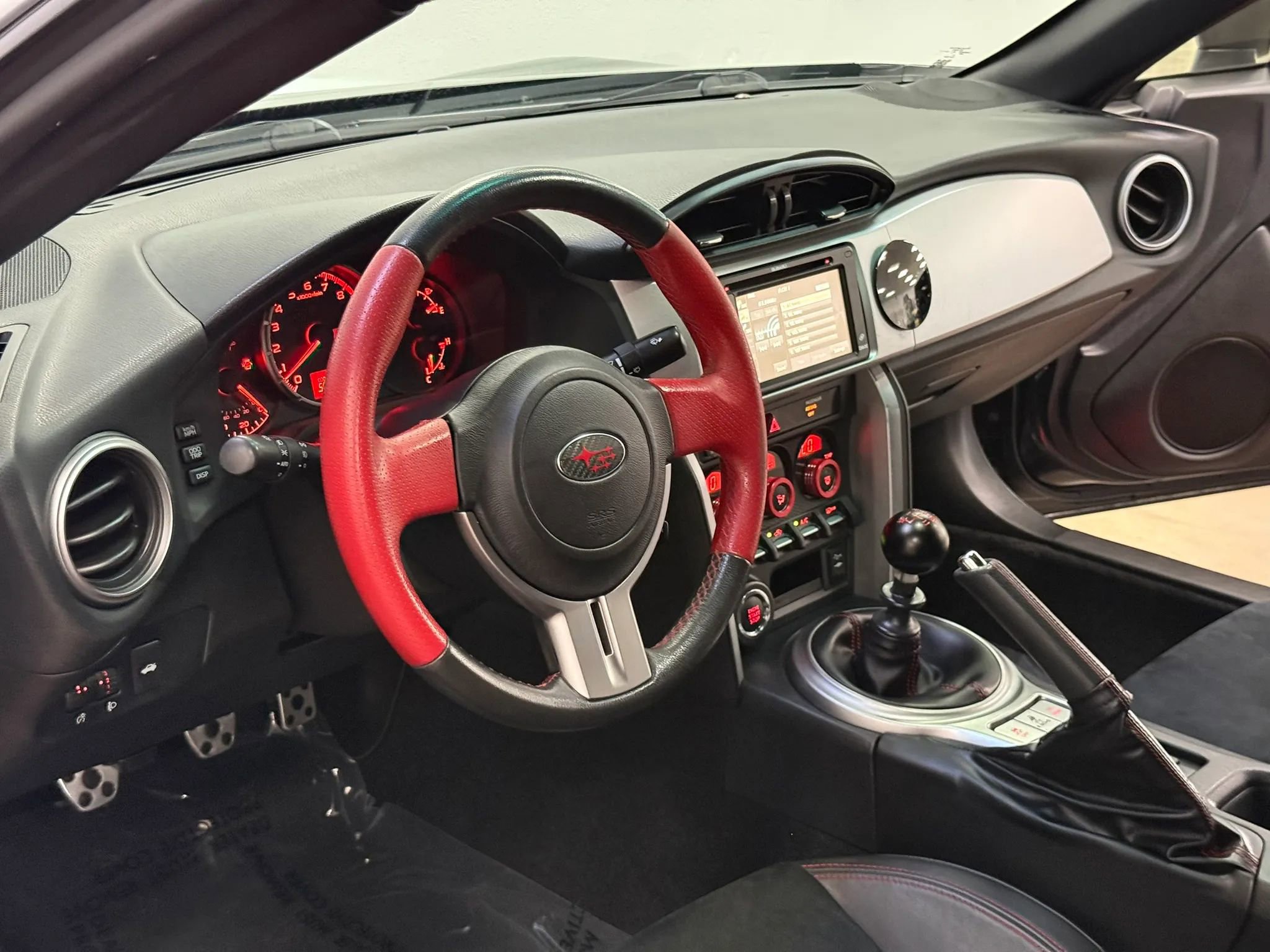 Used 2014 Subaru BRZ Limited w/ Popular Package #1B RWD image 14
