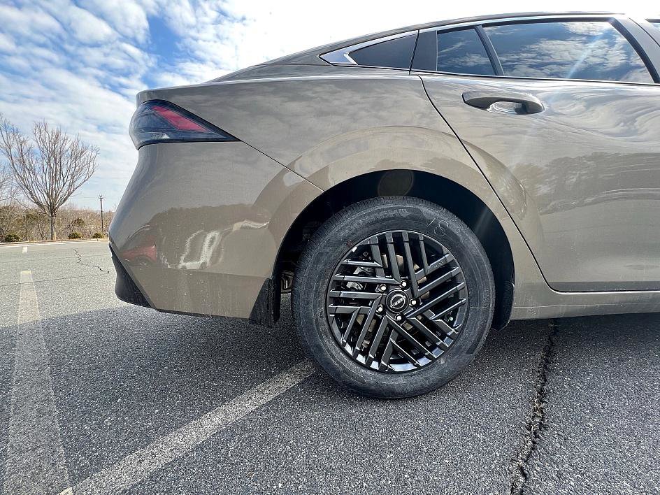 New 2026 Nissan Sentra SV image 13