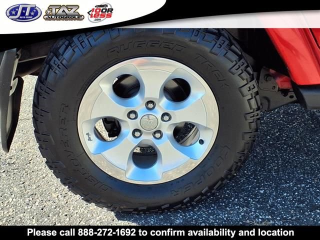 Used 2013 Jeep Wrangler Unlimited Sahara w/ Dual Top Group image 20