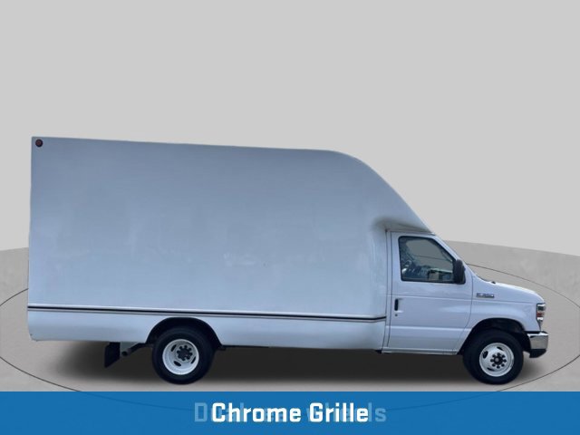 Used 2016 Ford E-350 and Econoline 350 Super Duty RWD image 9