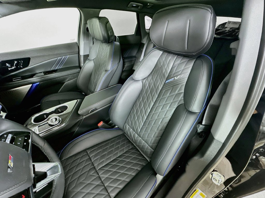 New 2026 Cadillac Optiq V w/ LPO, Floor Liner Package AWD/4WD image 26