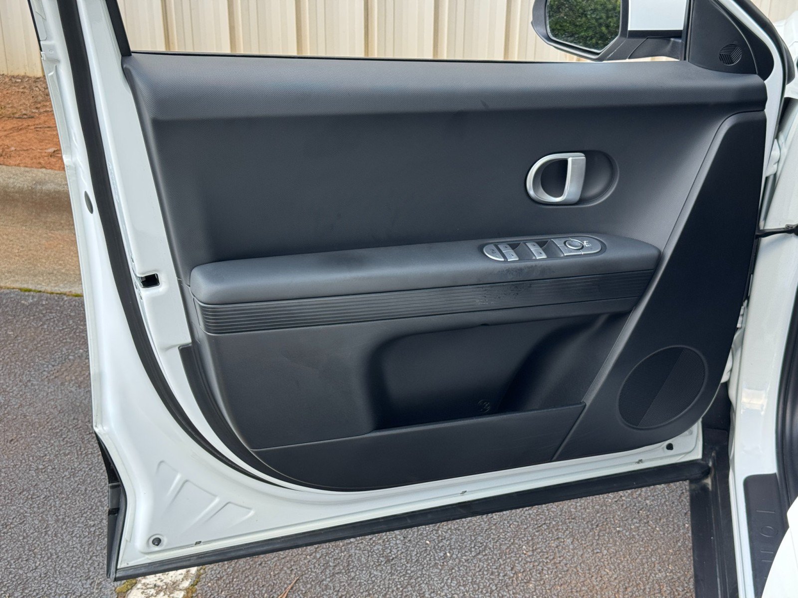 Used 2022 Hyundai Ioniq 5 SE RWD image 40