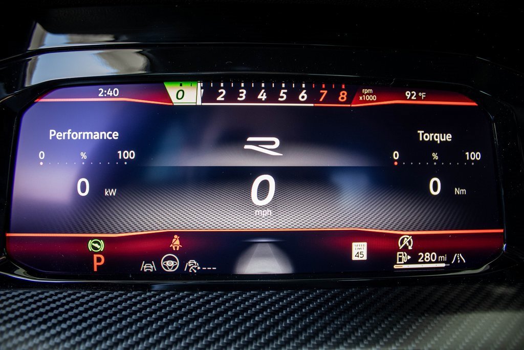 Used 2025 Volkswagen Golf R Black Edition image 37
