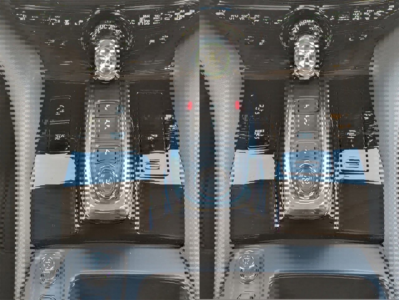 Certified 2025 Acura MDX FWD image 23