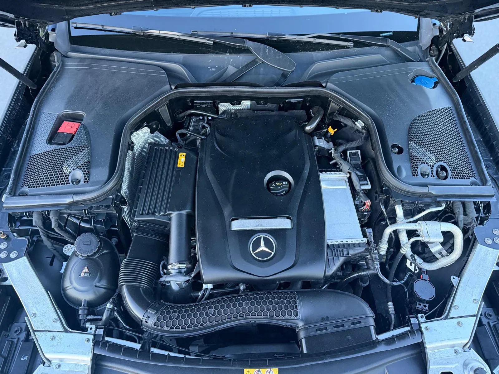 Used 2019 Mercedes-Benz E 300 4MATIC w/ Premium 1 Package image 32