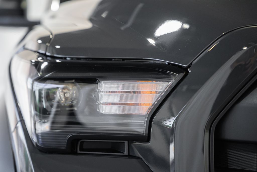 New 2026 Toyota 4Runner SR5 RWD image 10