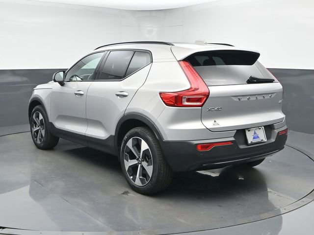 Used 2024 Volvo XC40 B5 Plus w/ Protection Package Premier image 6
