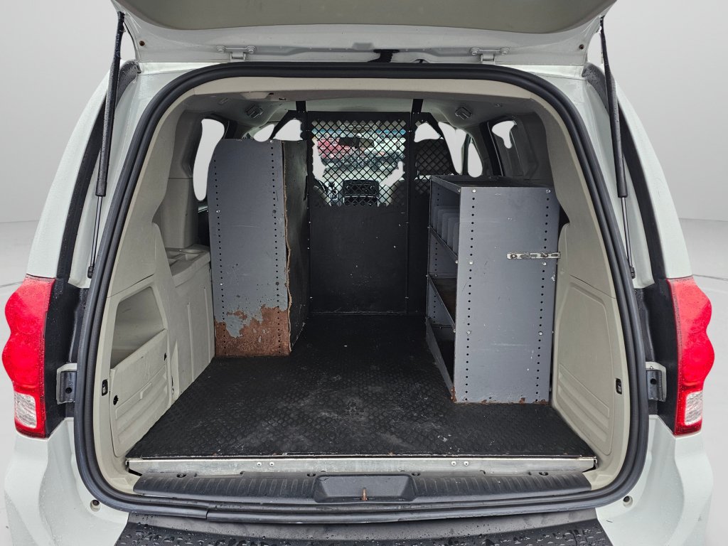 Used 2014 RAM C/V Tradesman FWD image 28