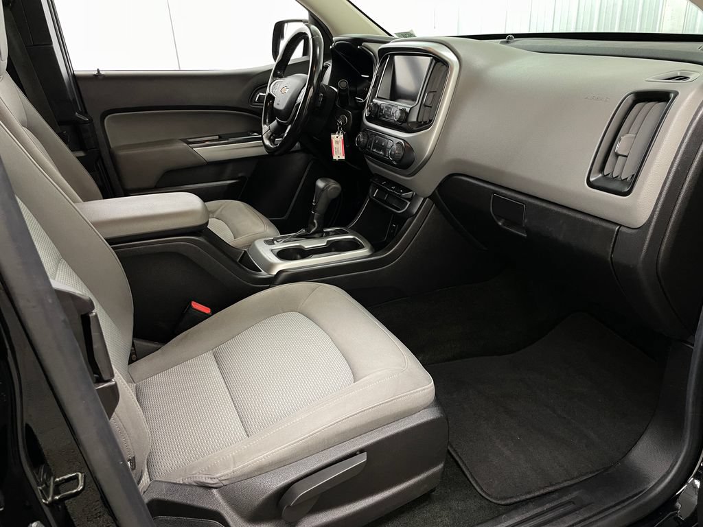Used 2016 Chevrolet Colorado LT w/ LT Convenience Package AWD/4WD image 36