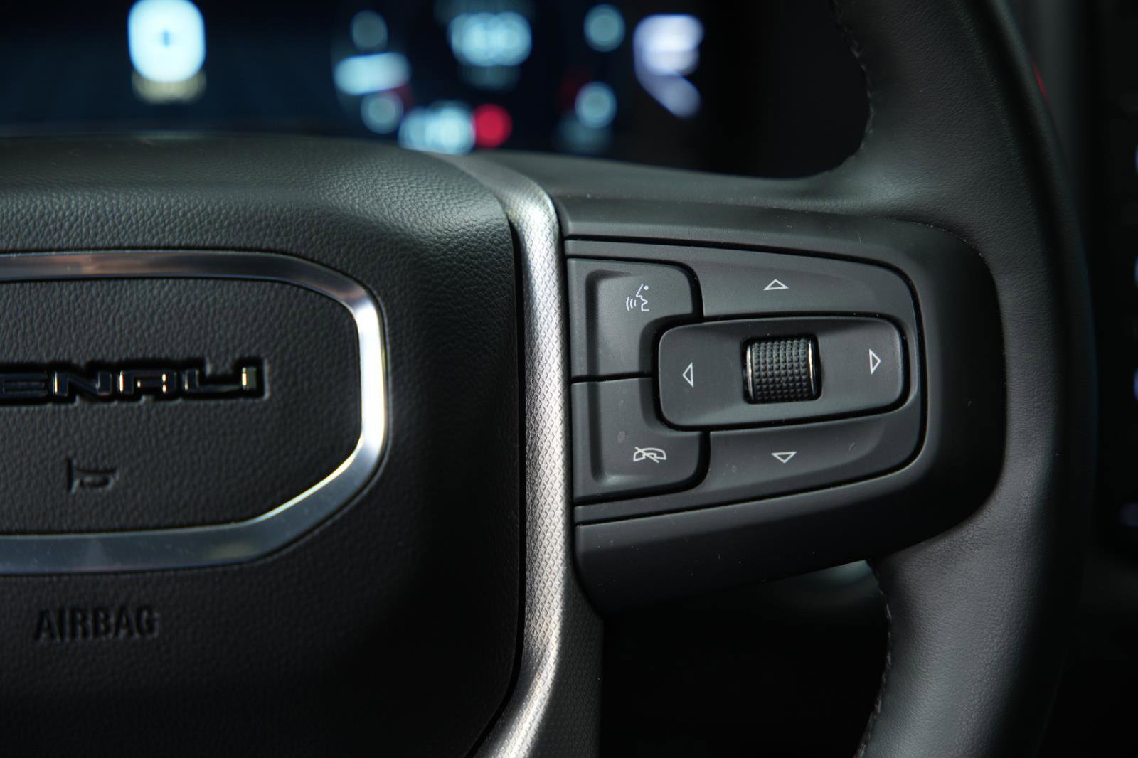 Used 2023 GMC Yukon Denali w/ LPO, Floor Liner Package image 35